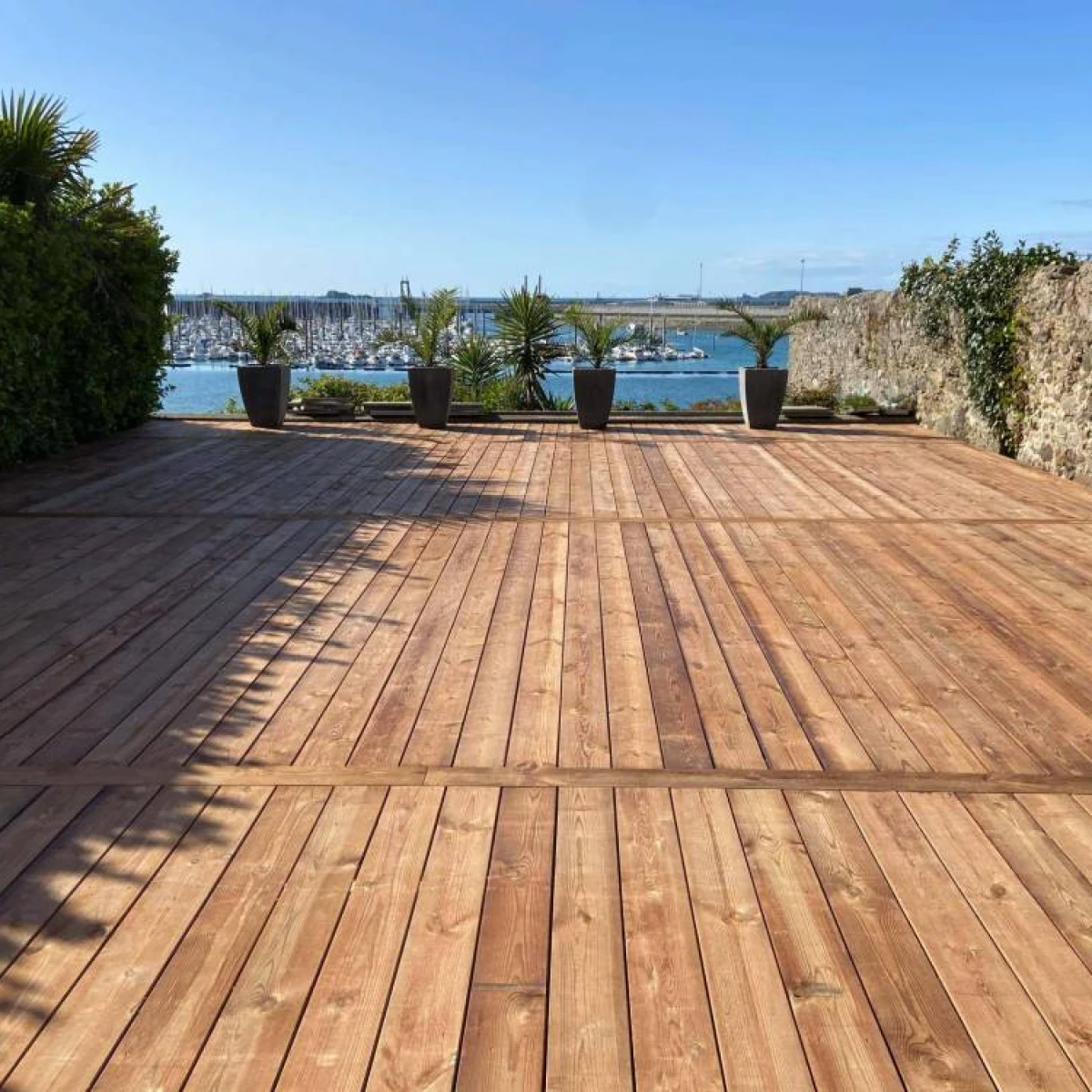 Dl Charpente Charpentier St Malo Terrasse En Restaurant Les Toques Image 2